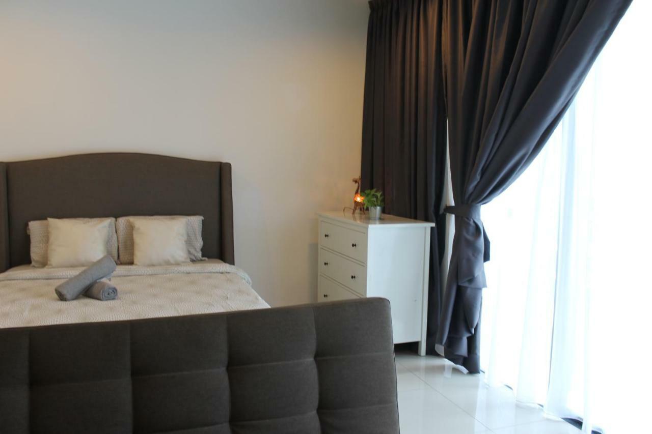 Vivian'S Studio Trefoil Setia Alam Shah Alam Exteriér fotografie