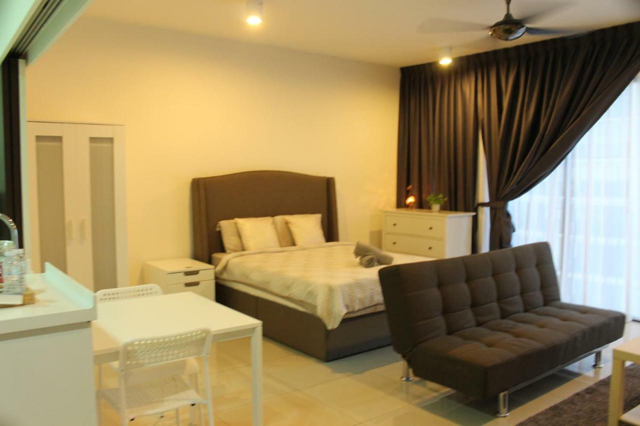 Vivian'S Studio Trefoil Setia Alam Shah Alam Exteriér fotografie